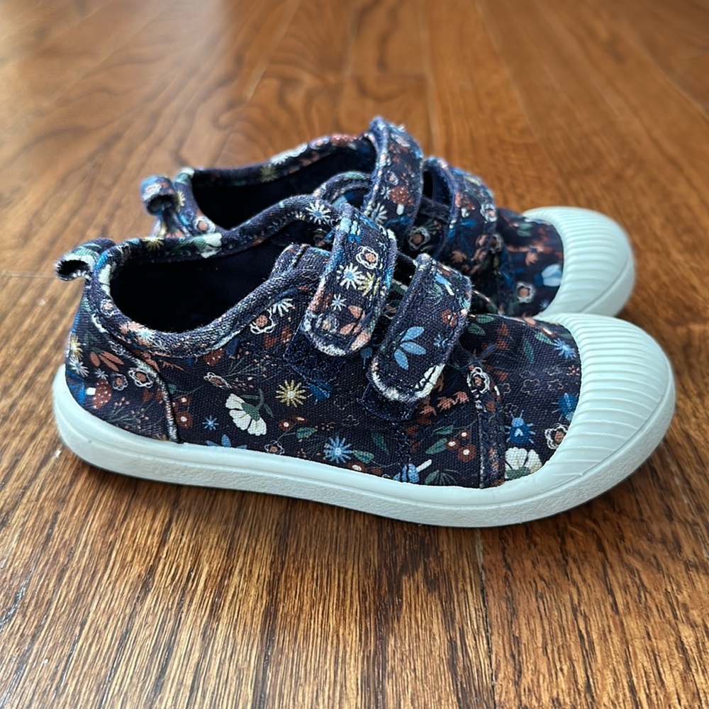Velcro toddler girls sneakers navy blue floral from Cat & Jack